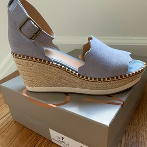 Crown Vintage Light Blue Wedge